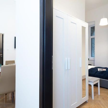 Ultra Central Large Stylish Apartment Βουδαπέστη Εξωτερικό φωτογραφία
