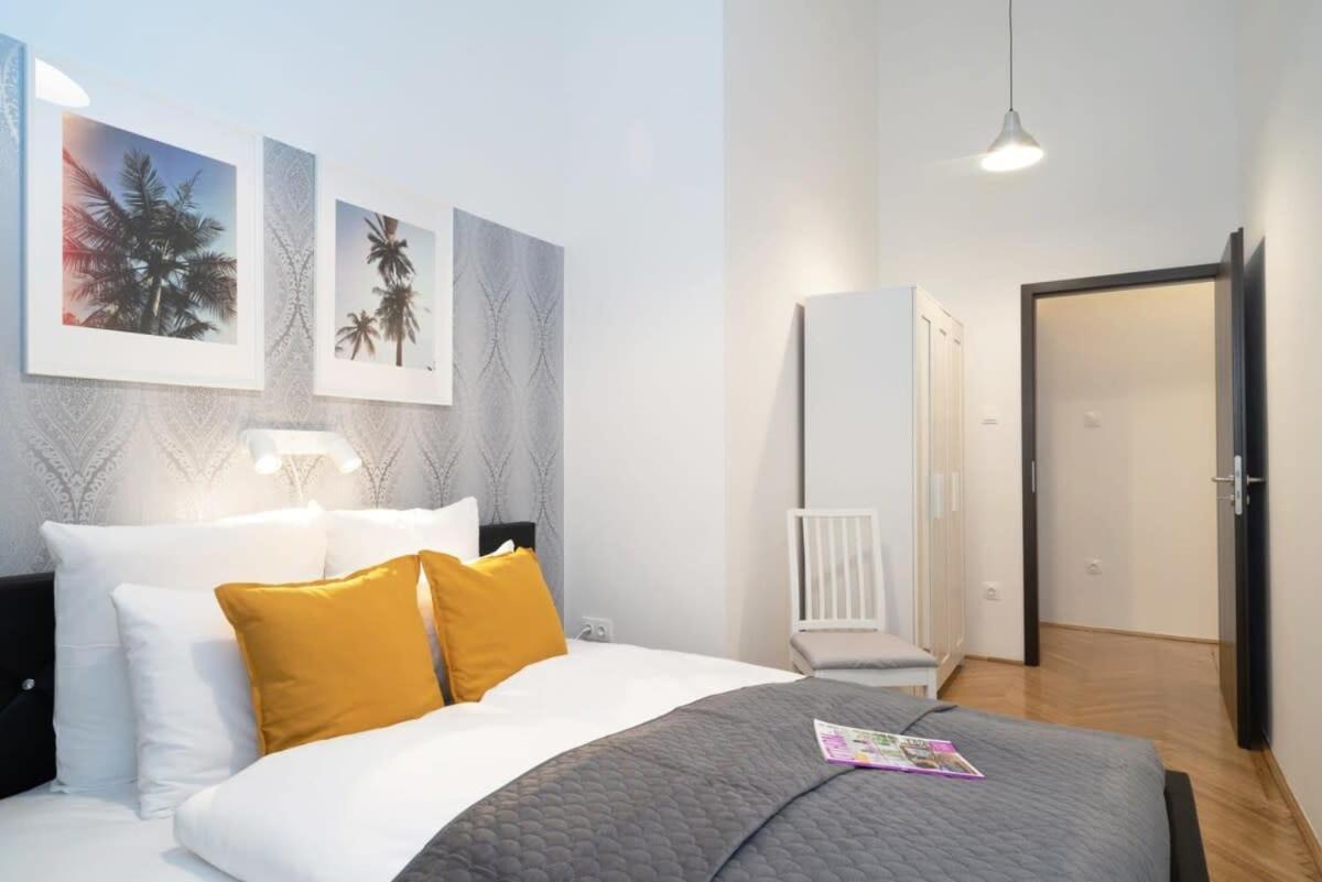 Ultra Central Large Stylish Apartment Βουδαπέστη Εξωτερικό φωτογραφία
